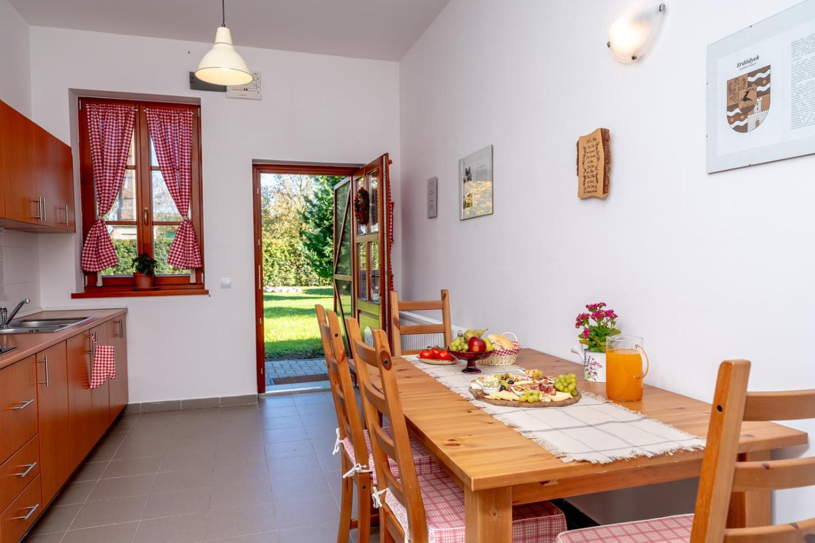 Erdődy Vendégház Kastelyosdombo Esterno foto